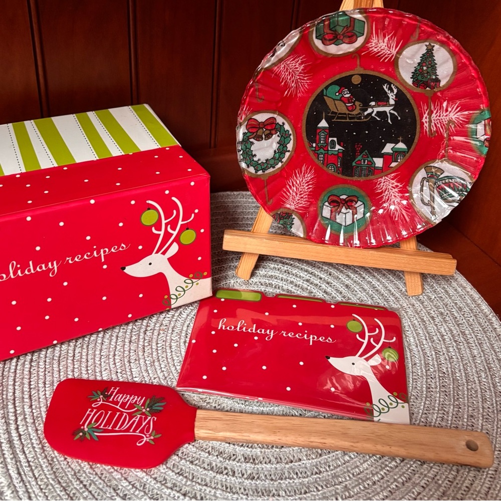 Holiday Recipes Red Christmas Plate and Spatula Set